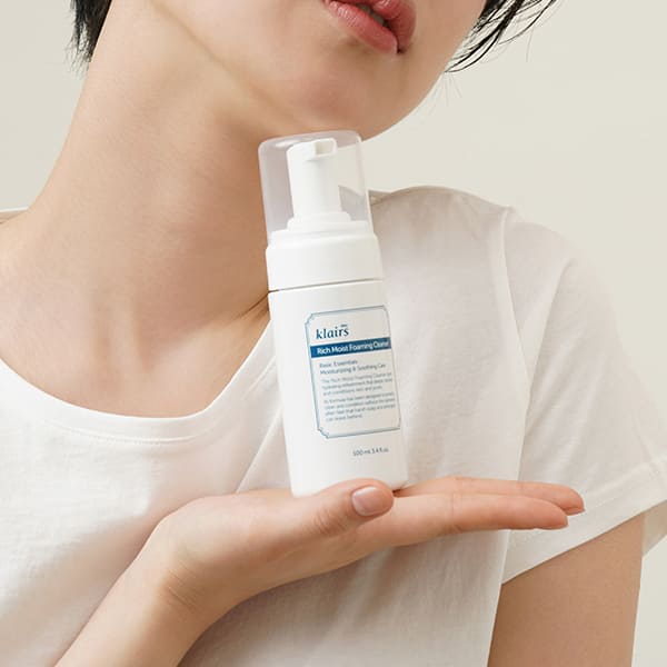 [Dear Klairs] Rich Moist Foaming Cleanser 100 mL