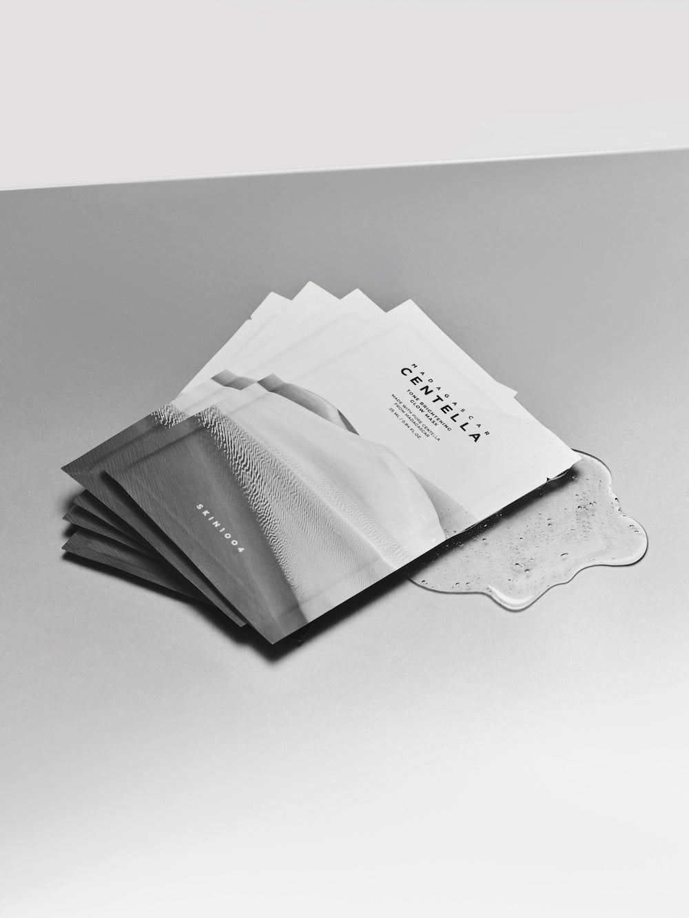 [Skin1004] Madagascar Centella Tone Brightening Glow Mask 5ea*25ml